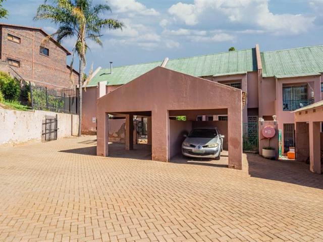 3 Bedroom Townhouse in Windsor East