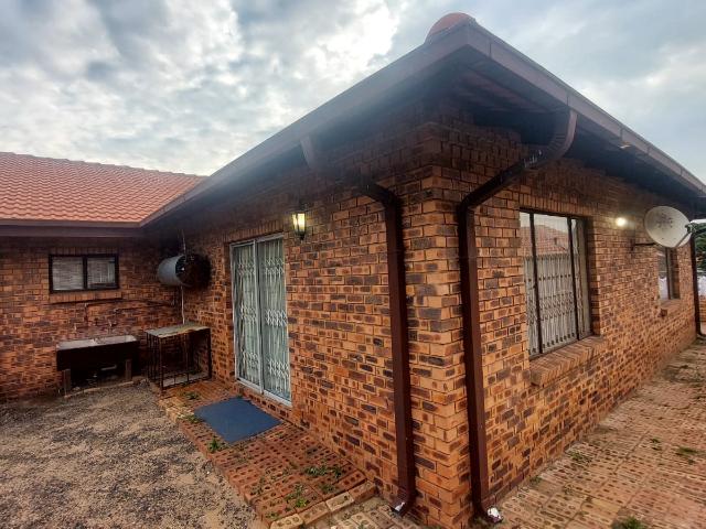 3 Bedroom Townhouse in Witbank