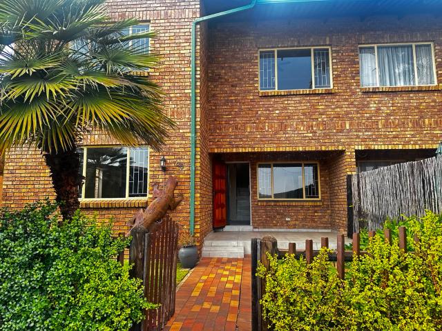 3 Bedroom Townhouse in Witfield