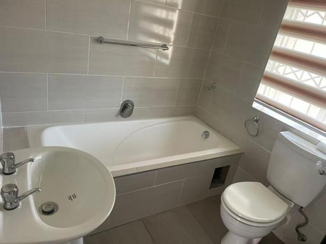 3 Bedroom Townhouse in Witpoortjie