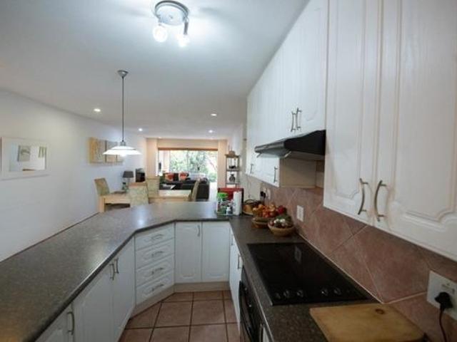 3 Bedroom Townhouse in Woodhill Golf Estate