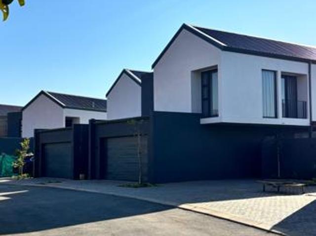 3 Bedroom Townhouse in Zululami Luxury Coastal Estate