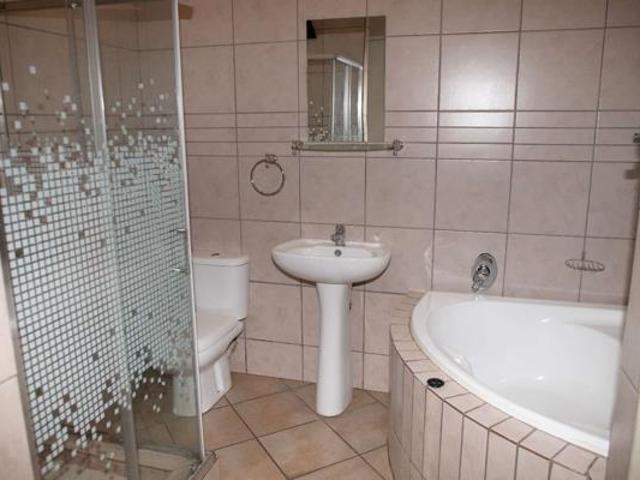 3 Bedroom Townhouse in Zuurfontein