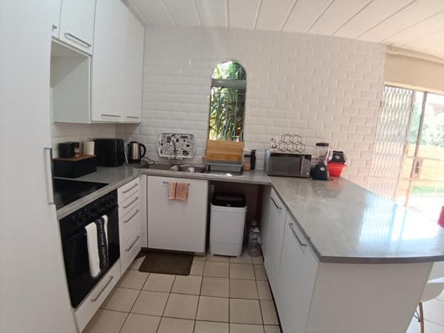3 Bedroom Townhouse in Zwartkop