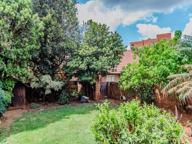 3 Bedroom Townhouse in Zwartkop