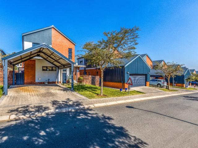 3 Bedroom Townhouse in Zandspruit