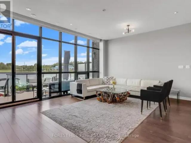 3 Bedroom Townhouse Innisfil ON 102883602