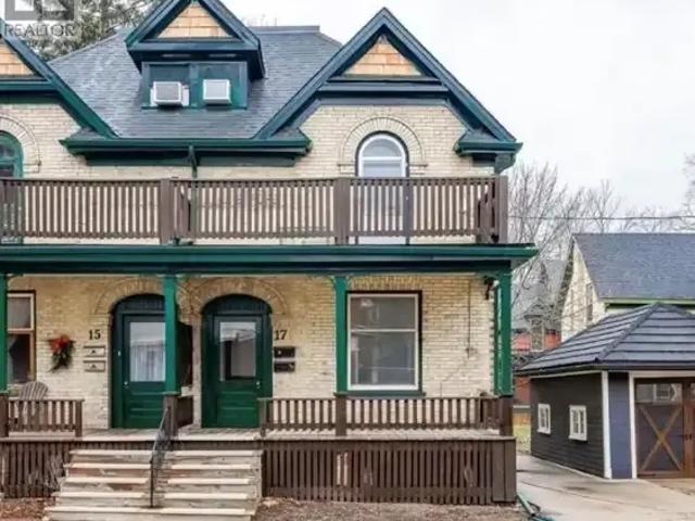 3 Bedroom Townhouse Kitchener ON 101773629