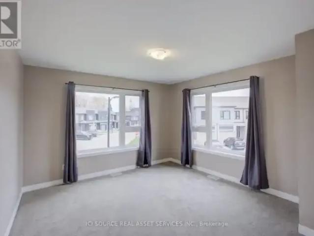 3 Bedroom Townhouse Kitchener ON 102658593
