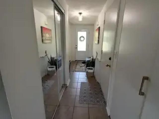 3 Bedroom Townhouse Kitchener ON 104842123