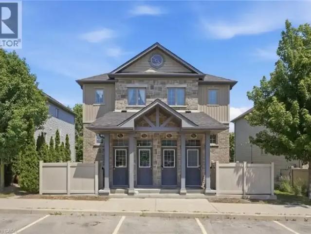 3 Bedroom Townhouse Kitchener ON 104142781