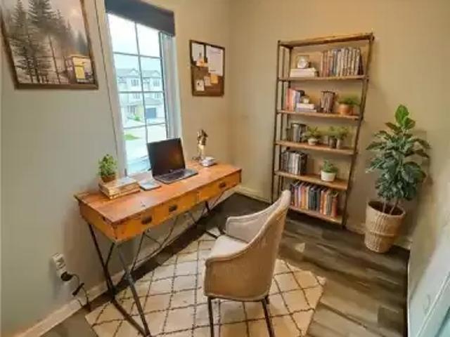 3 Bedroom Townhouse Kitchener ON 105135742