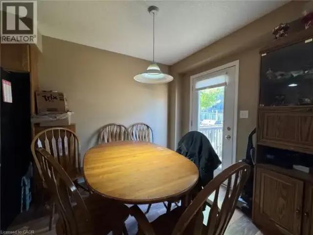 3 Bedroom Townhouse Kitchener ON LS102578806