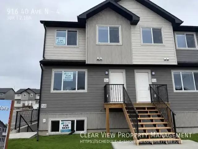 3 Bedroom Townhouse Lethbridge AB 101773559