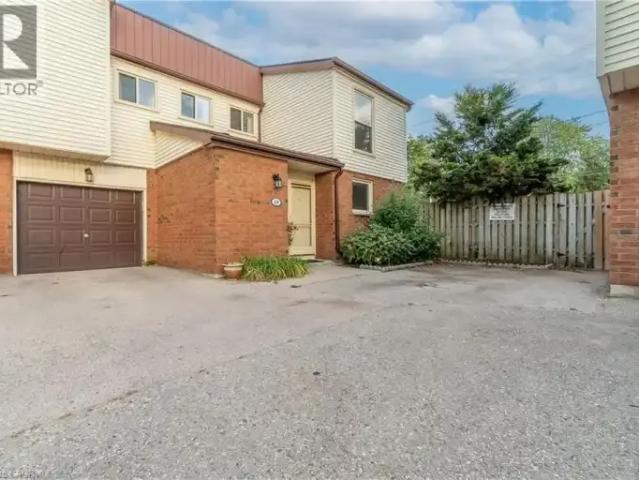 3 Bedroom Townhouse London ON 96909144