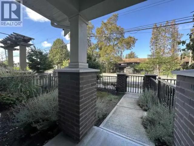 3 Bedroom Townhouse Richmond BC LS102434507