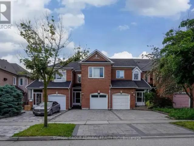 3 Bedroom Townhouse Richmond Hill ON 104842093
