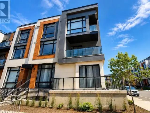 3 Bedroom Townhouse Richmond Hill ON 104888844