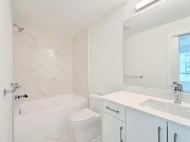 3 Bedroom Townhouse Surrey BC 102468508