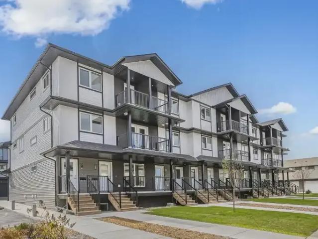 3 Bedroom Townhouse Saskatoon SK LS101261041