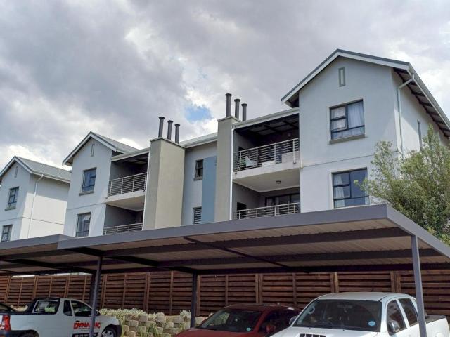 3 Bedroom townhouse sectional to rent in Modderfontein, Edenvale