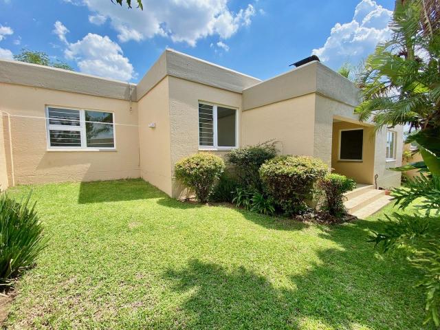 3 Bedroom townhouse sectional to rent in North Riding, Randburg
