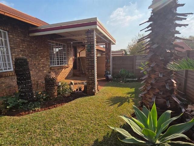 3 Bedroom townhouse sectional to rent in Annlin, Pretoria