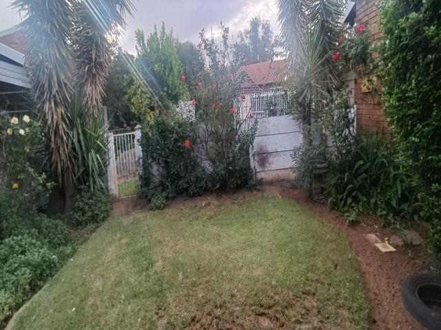 3 Bedroom townhouse sectional to rent in Dagbreek, Welkom