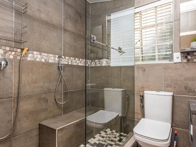 3 Bedroom townhouse sectional for sale in Wilgeheuwel, Roodepoort