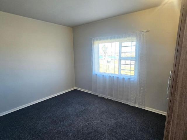 3 Bedroom townhouse sectional for sale in Algoa Park, Port Elizabeth