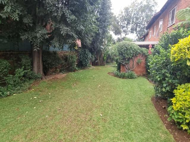 3 Bedroom townhouse sectional for sale in Fairland, Randburg