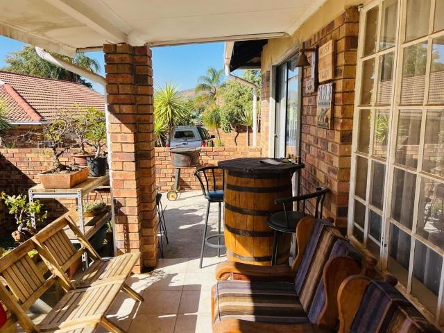 3 Bedroom townhouse sectional for sale in Geelhoutpark, Rustenburg