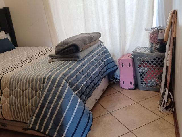 3 Bedroom townhouse sectional for sale in Hillside, Bloemfontein