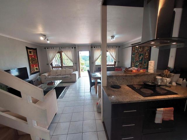 3 Bedroom townhouse sectional for sale in Manor Gardens, Durban