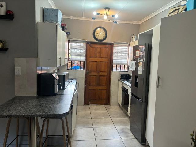 3 Bedroom house for sale in North Riding AH, Randburg