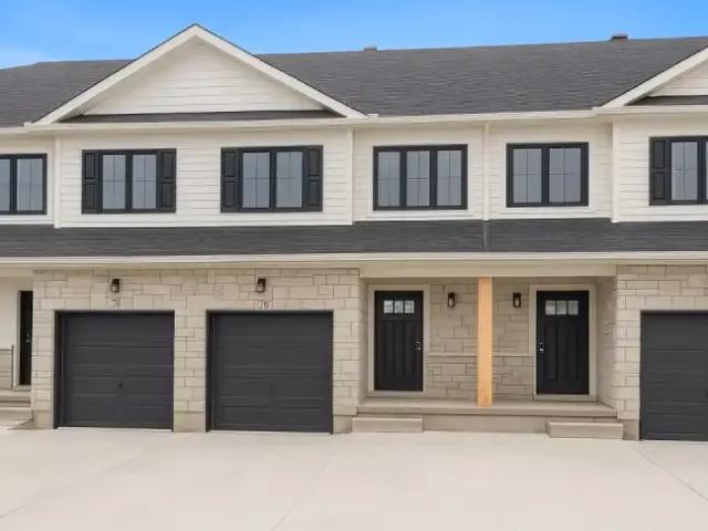 3 Bedroom Townhouse Smiths Falls ON 103151722