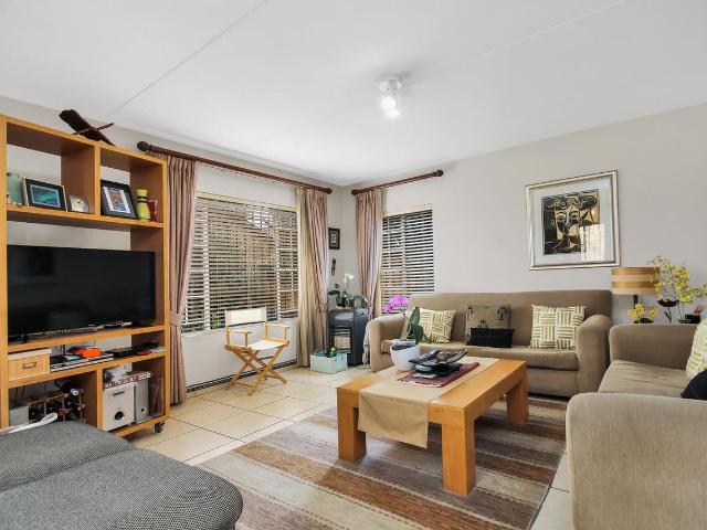 3 Bedroom Townhouse Sold in Wilgeheuwel