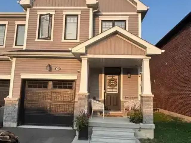 3 Bedroom Townhouse Thorold ON 104876919