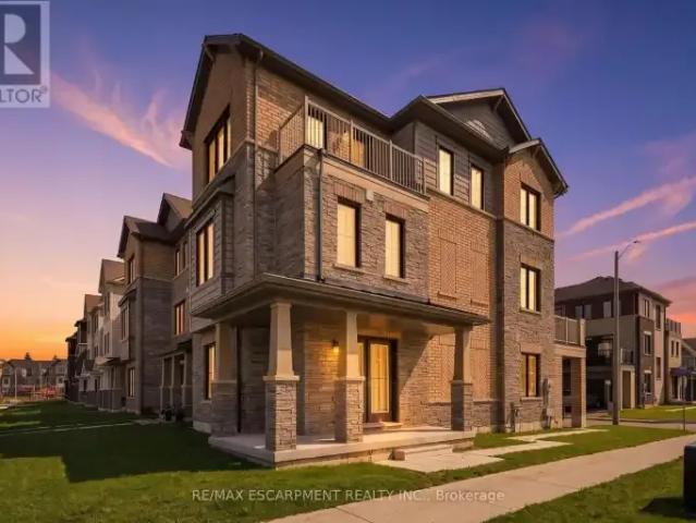 3 Bedroom Townhouse Thorold ON 105048071