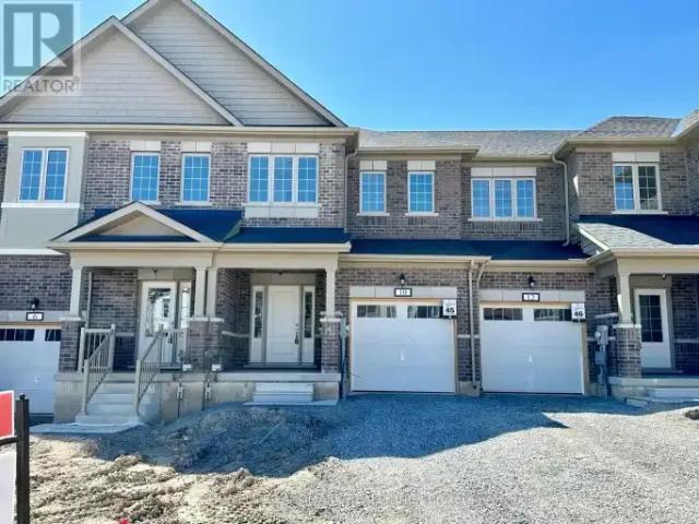 3 Bedroom Townhouse Thorold ON 103798566