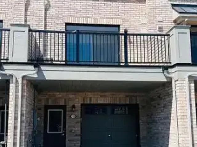 3 Bedroom Townhouse Thorold ON 103958819