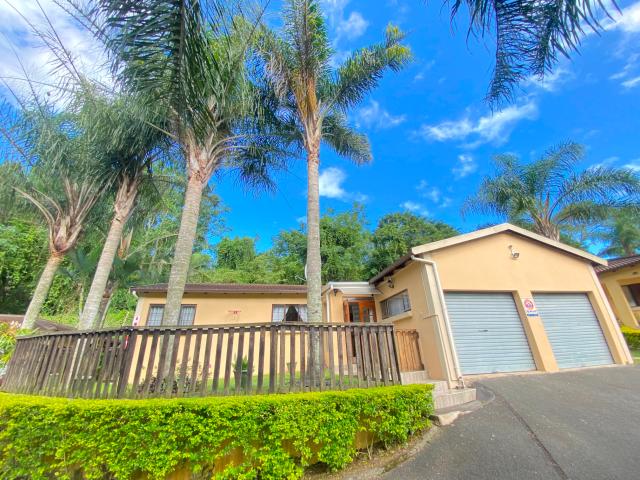 3 Bedroom Townhouse To Let in Amanzimtoti