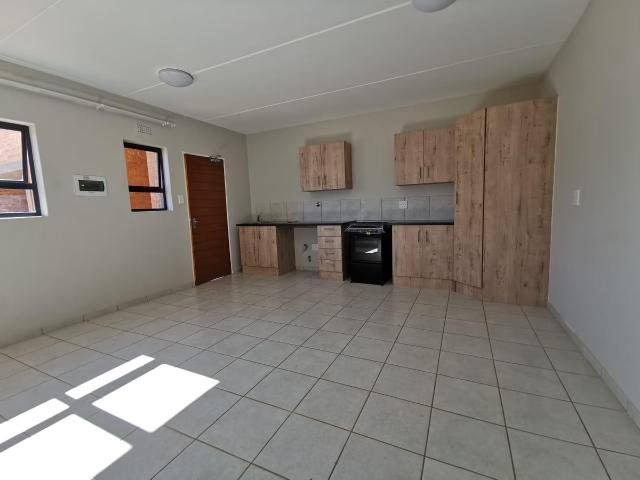 3 Bedroom Townhouse To Let in Kenleaf