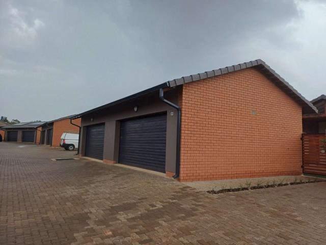 3 Bedroom Townhouse to Rent