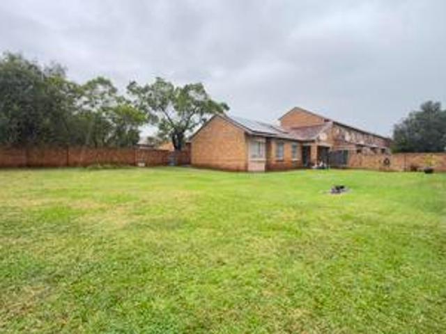 3 bedroom townhouse to rent