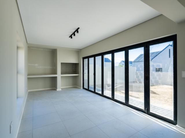 3 Bedroom Townhouse To Rent in Aan de Wijnlanden