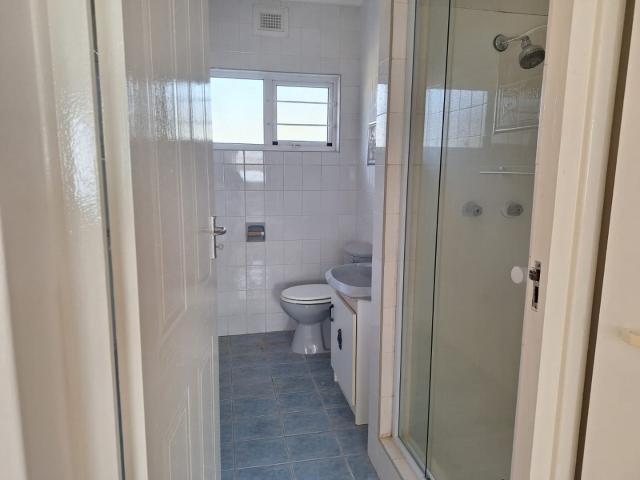 3 Bedroom Townhouse To Rent in Athlone Park