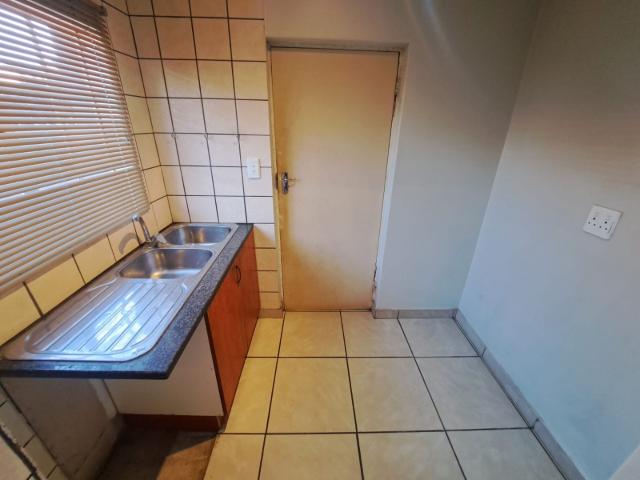 3 Bedroom Townhouse To Rent in Bergsig