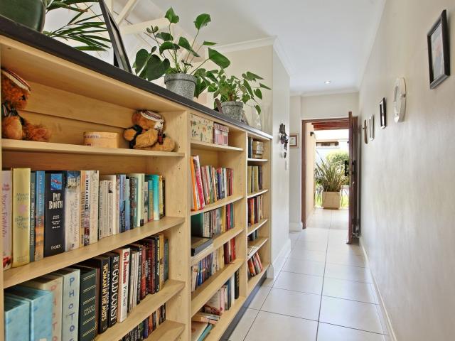 3 Bedroom Townhouse To Rent in Broadacres