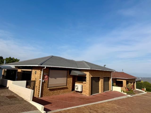 3 Bedroom Townhouse To Rent in Die Wingerd